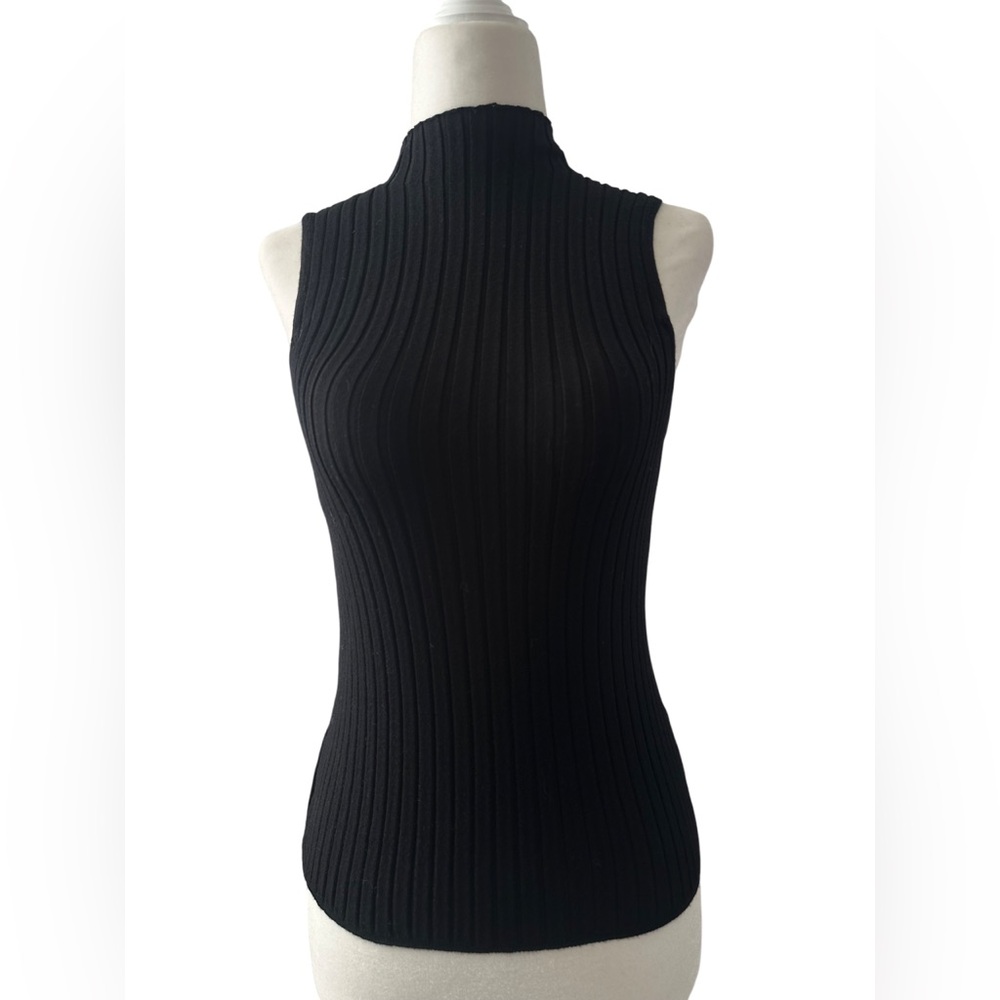 Rib Knit Sleeveless Rop